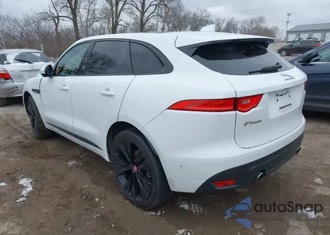 2017 Jaguar F-Pace 35T R-Sport z USA, uszkodzony, nr VIN SADCL2BV5HA096937
